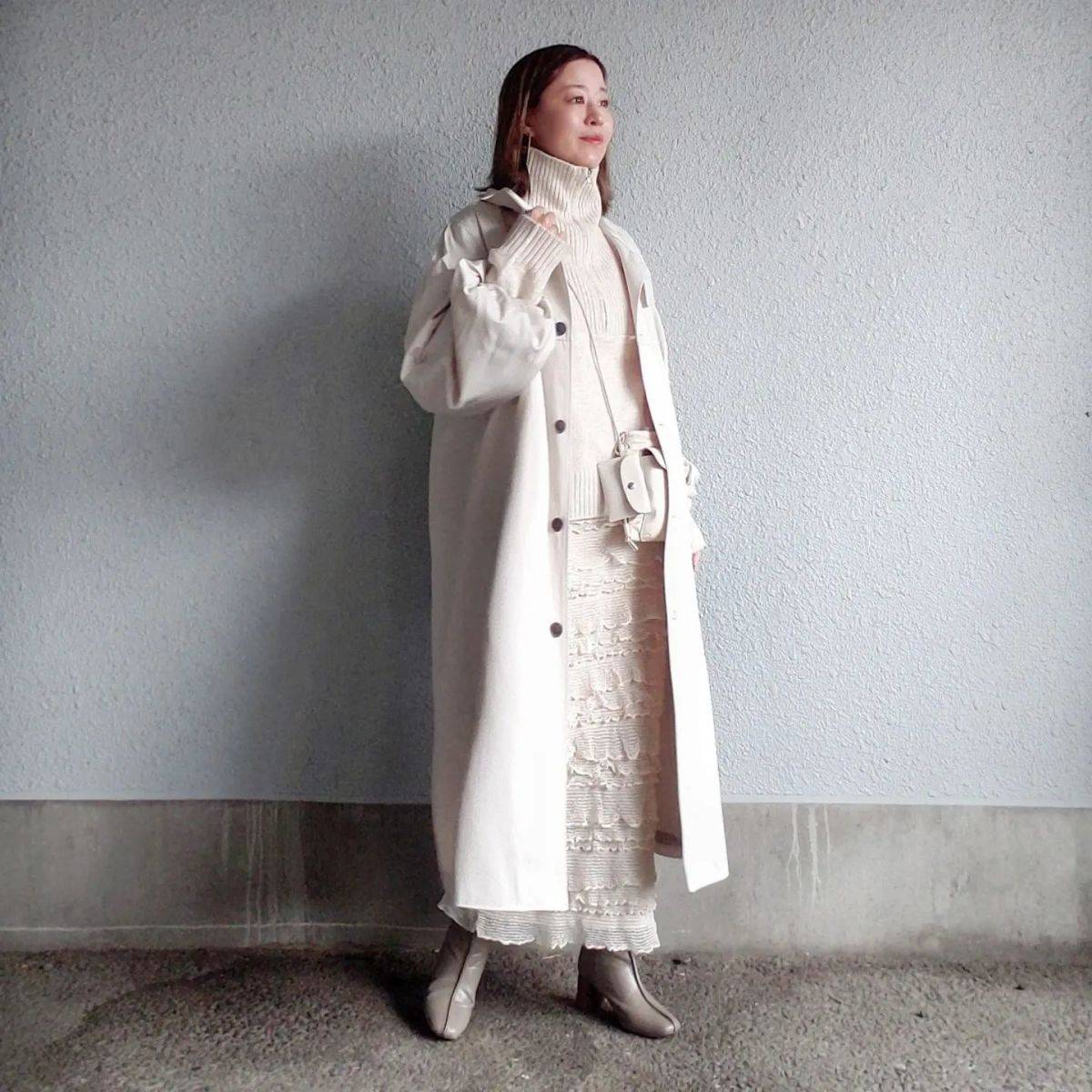 オールホワイトコーデ