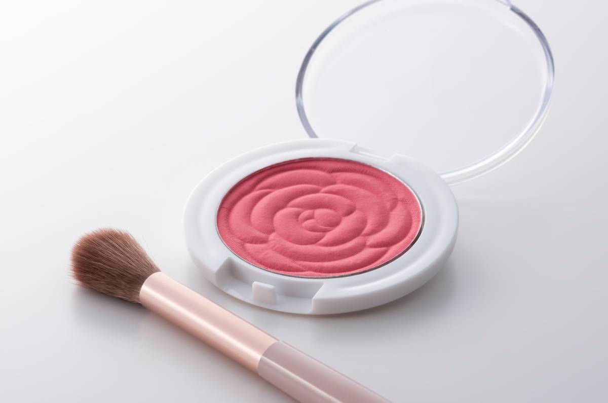 コスメ　チーク