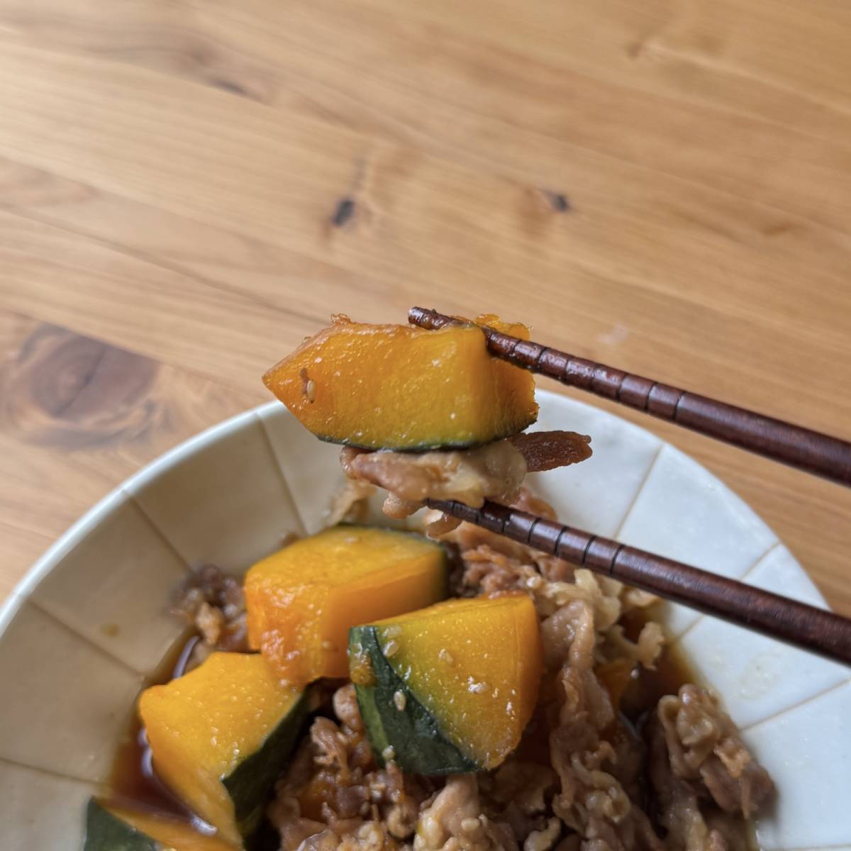 JAグループ公式の「カボチャと豚肉の煮つけ」のレシピ