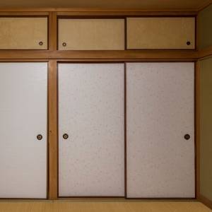 実は風水的にNGです。押入れにあると健康運がみるみる下がるもの5選