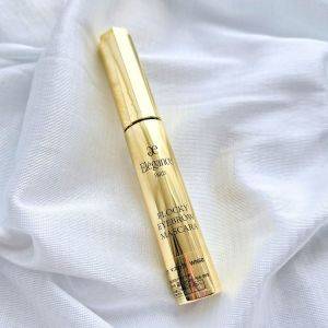 眉メイクが苦手な人、絶対見て……。垢抜け眉に仕上がる「優秀アイブロウ」