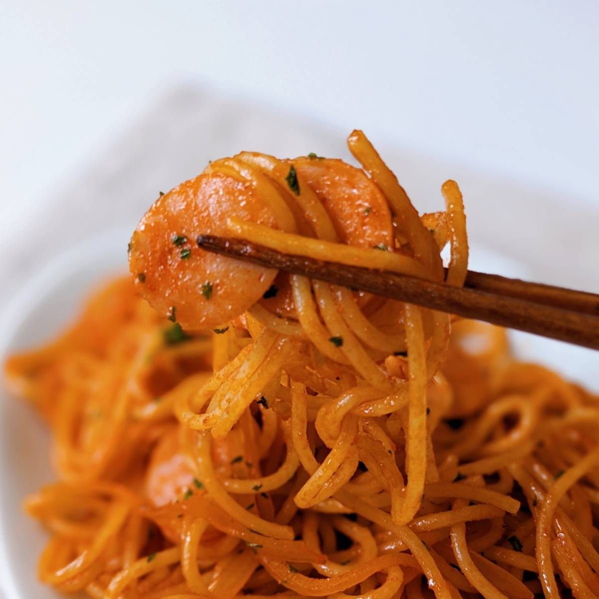 ニッスイ公式の「おさかなのソーセージのナポリタン」のレシピ