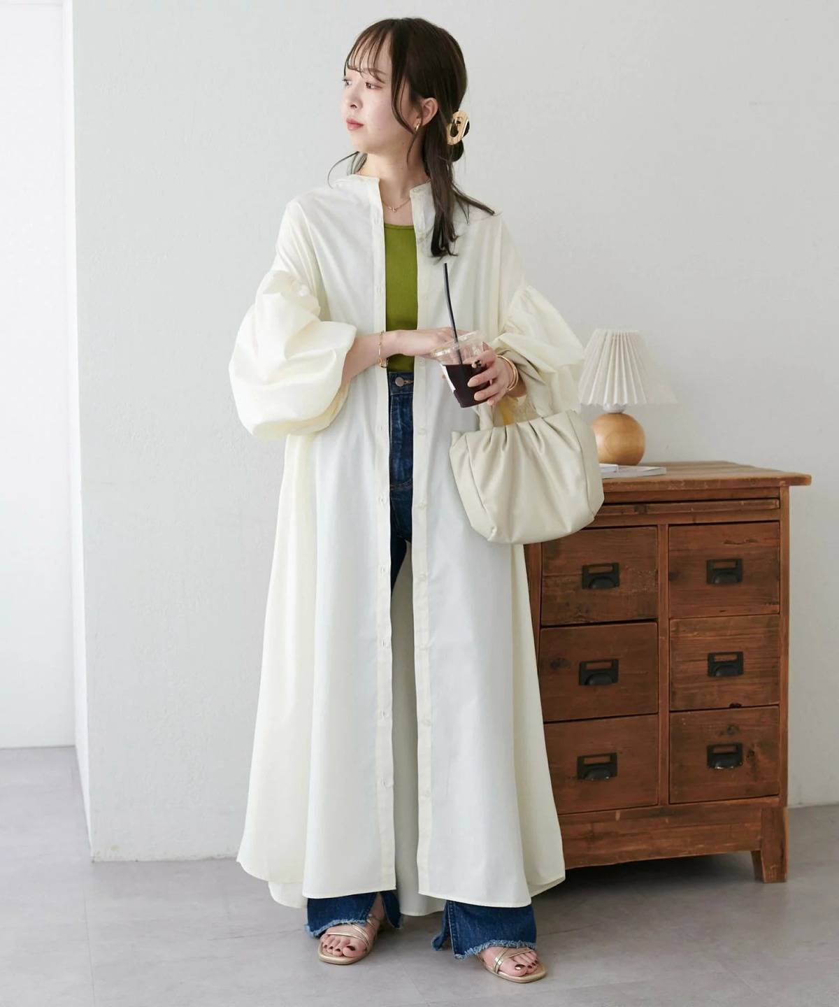 Discoat スタンドカラー袖ボリュームワンピース