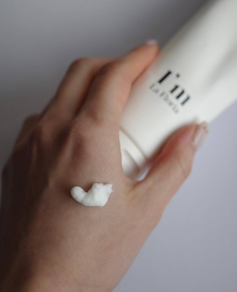 I’m La Floria デリケートボディクリーム