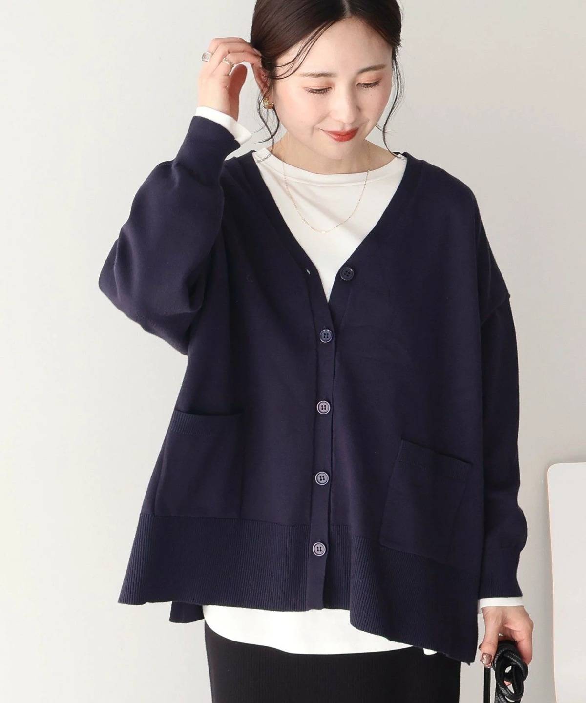 AMERICAN HOLIC バイパチVネックルーズカーディガン<静電気軽減>