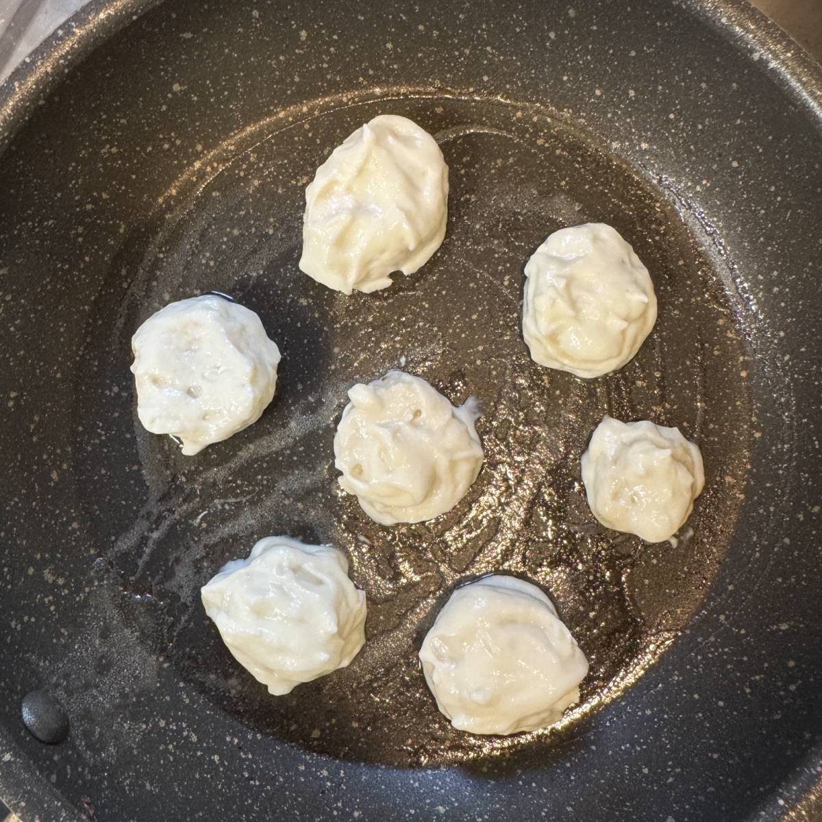 森永公式の「卵不使用　バナナプチパンケーキ」のレシピ