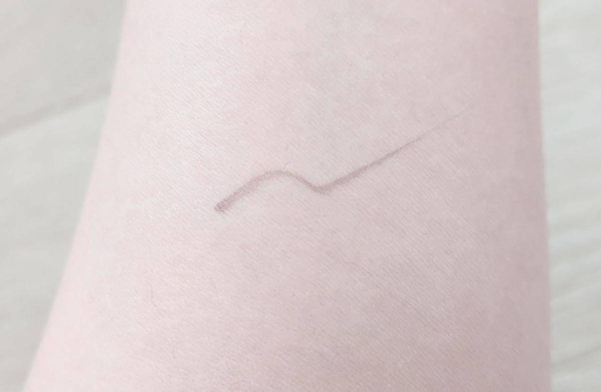 エテュセアイエディションスキニーブロウライナー03アッシュブラウン