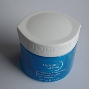 乾燥シーズンの救世主。重くないのに潤い続く「イドラビオ モイストクリーム」