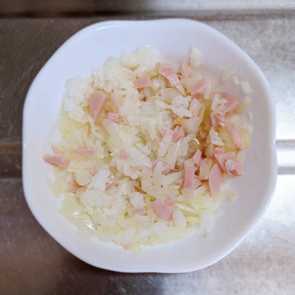 ニッスイ公式の「おさかなのソーセージのドリア」のレシピ