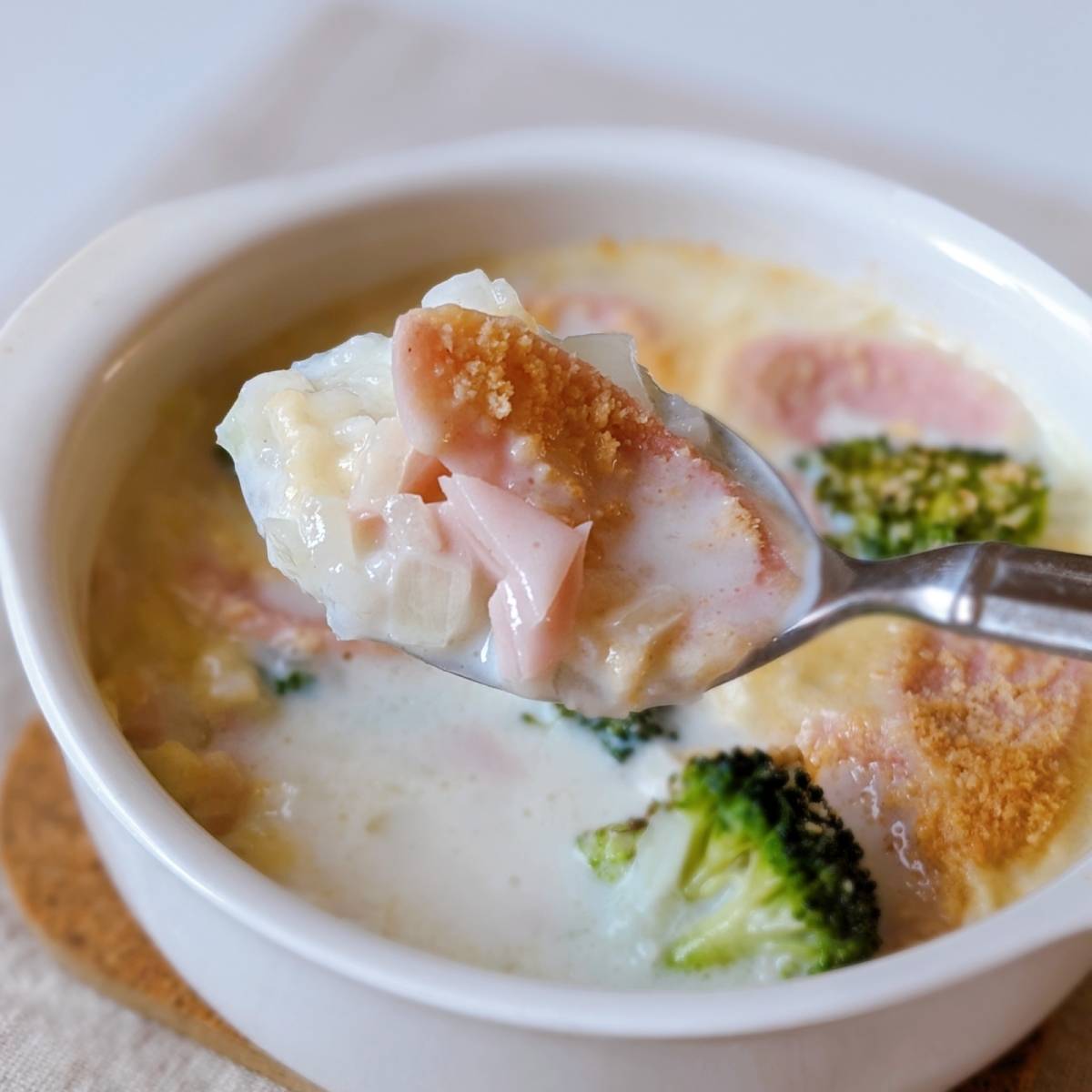 ニッスイ公式の「おさかなのソーセージのドリア」のレシピ