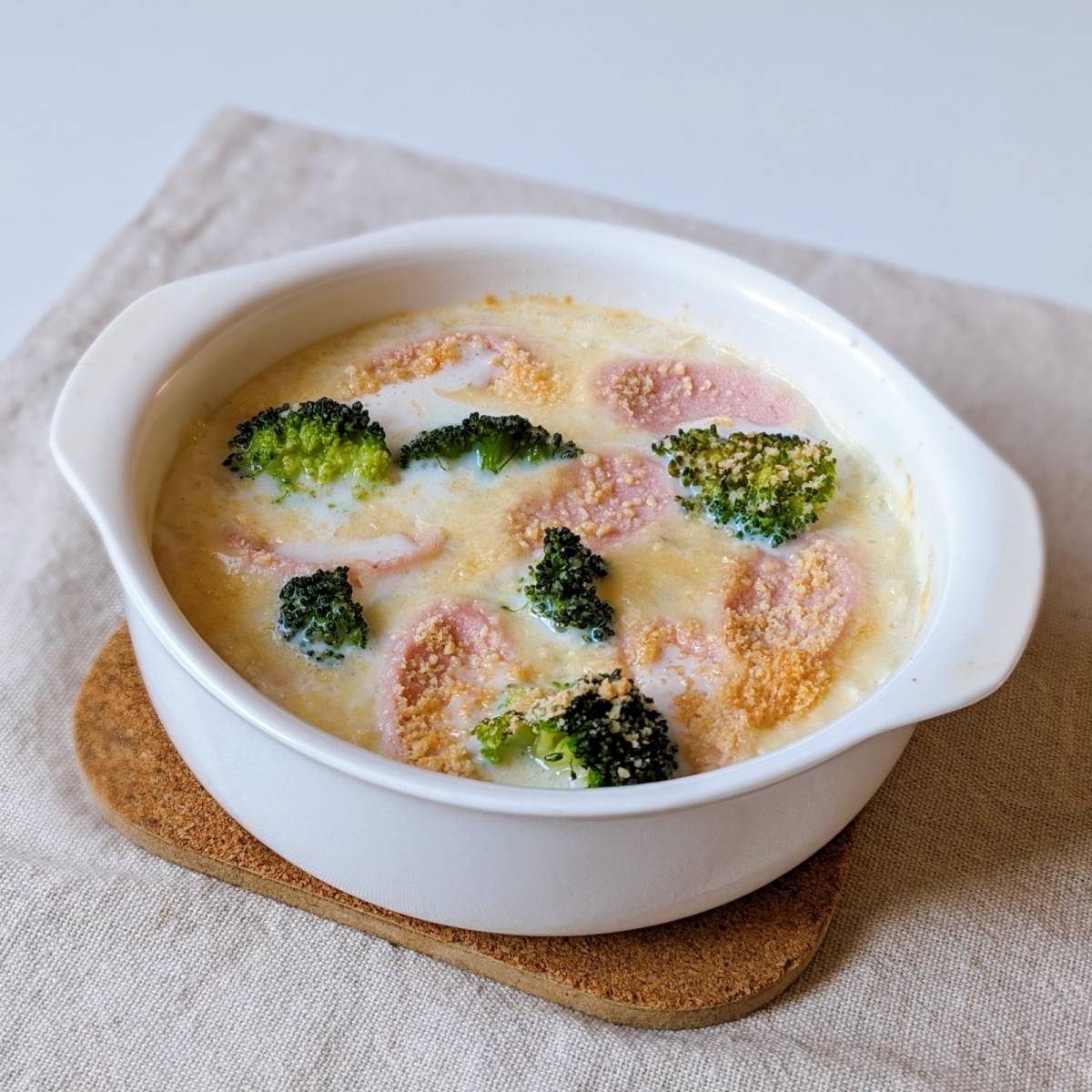 ニッスイ公式の「おさかなのソーセージのドリア」のレシピ