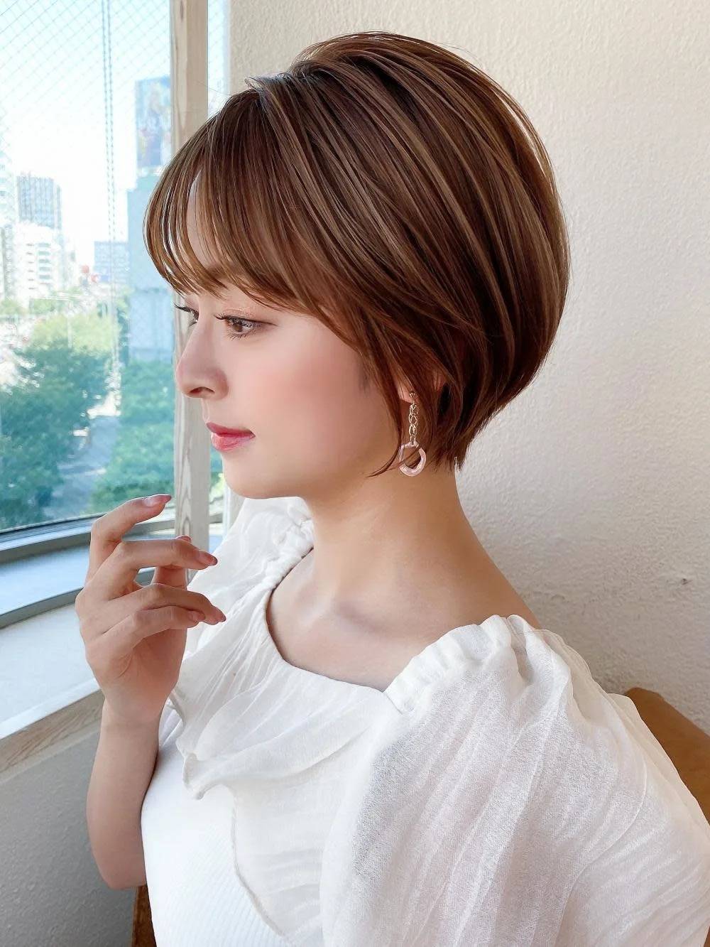 美シルエット上品ボブ