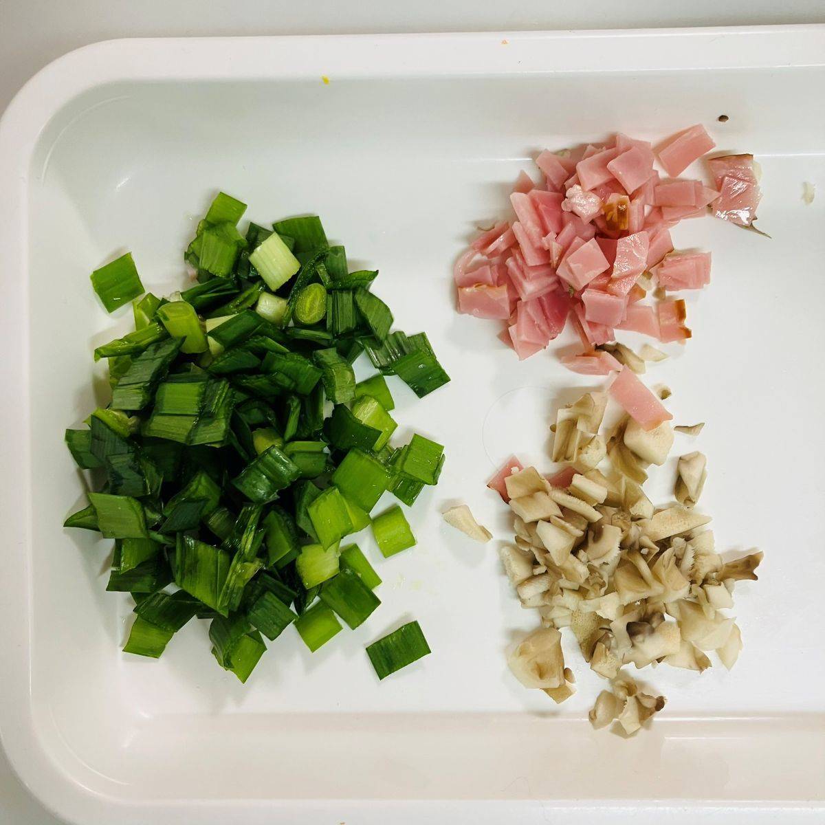 JAグループ公式の「ニラと舞茸の卵焼き」のレシピ