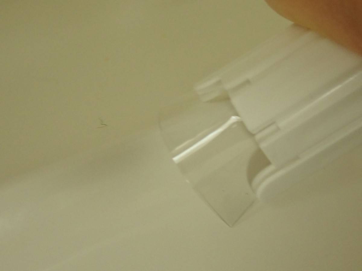 ダイソーの曲がるスクレーパー(落ち落ちV)