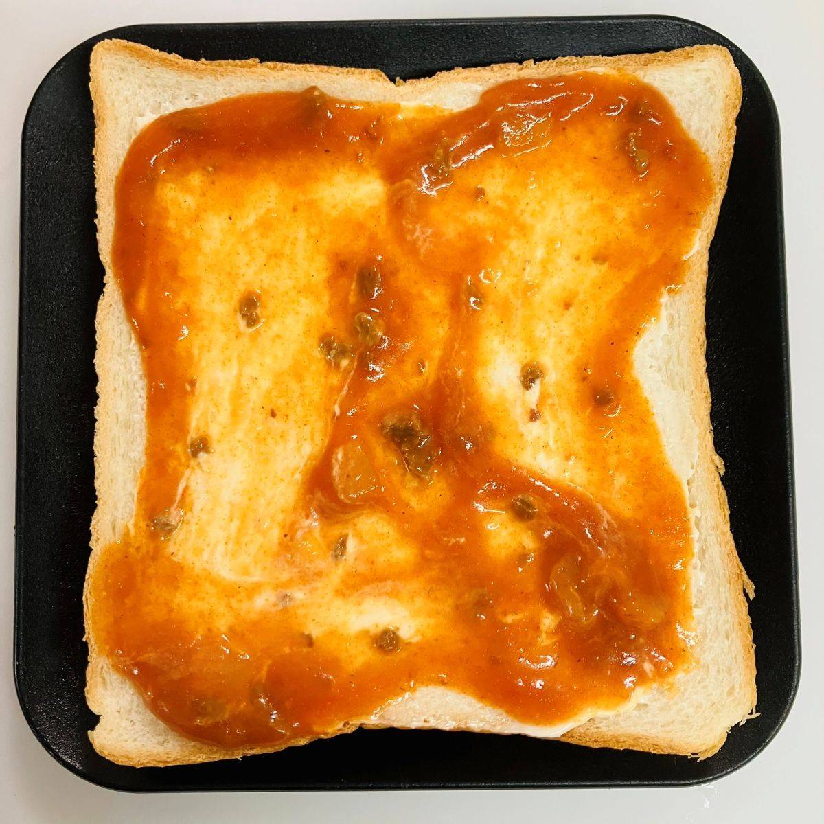 JAグループ公式の「トマトソースの粒々ピザ」のレシピ