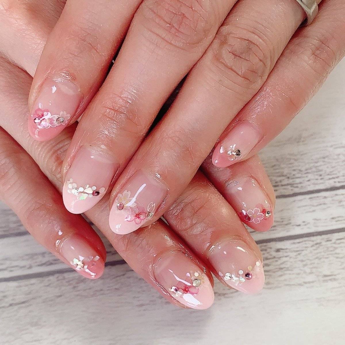 ベビーピンクネイル