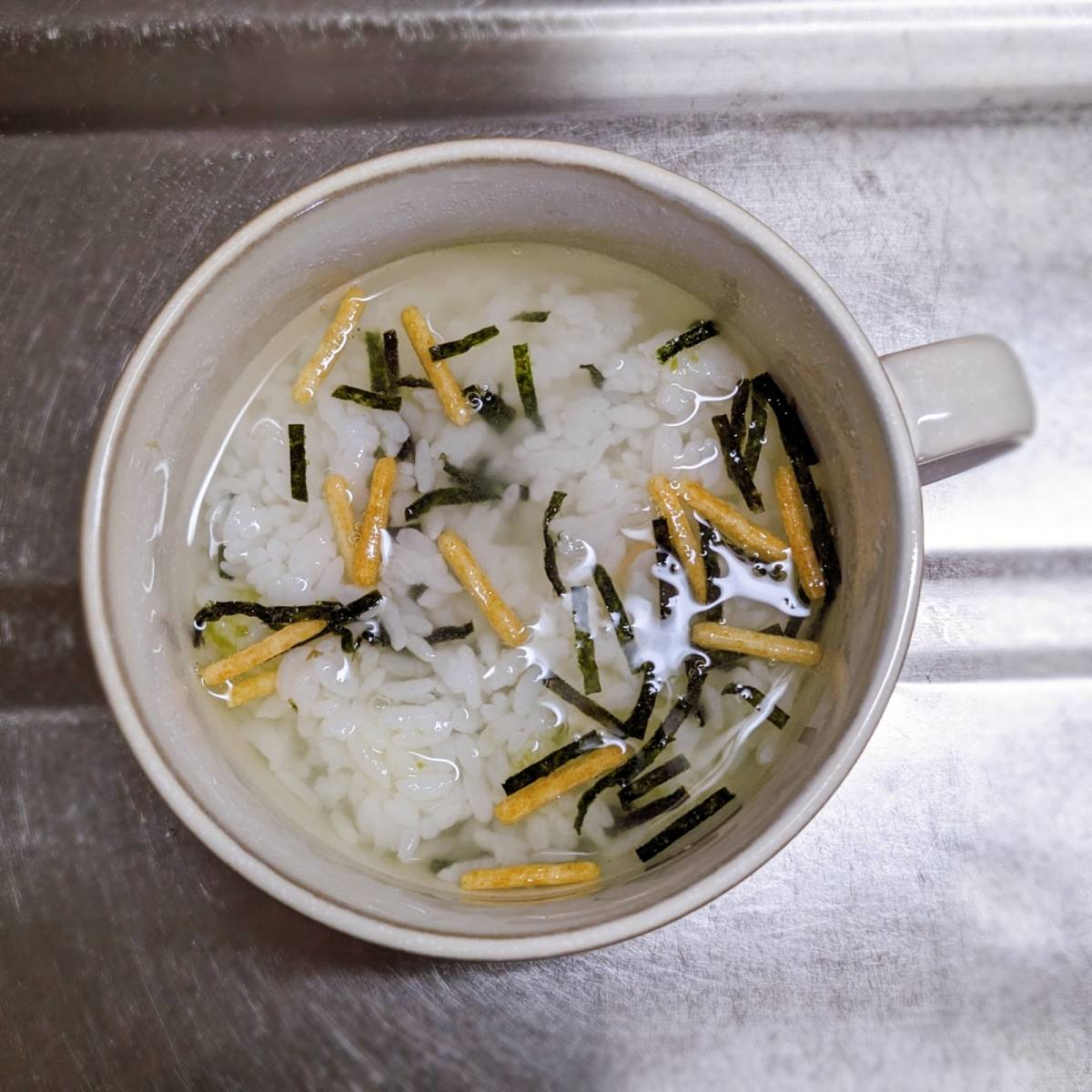 永谷園公式の「冷やし明太子茶づけ」のレシピ