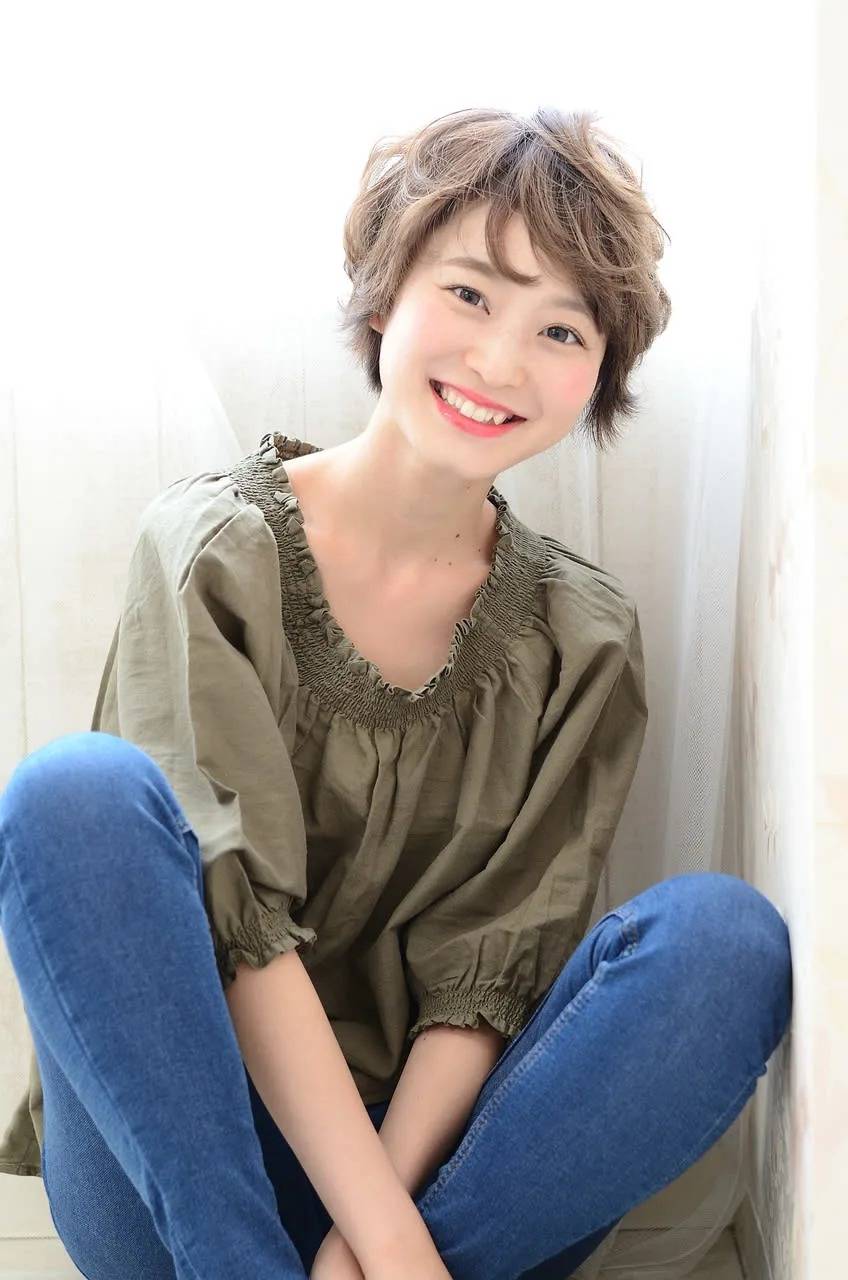 リラックス感ニュアンスショート