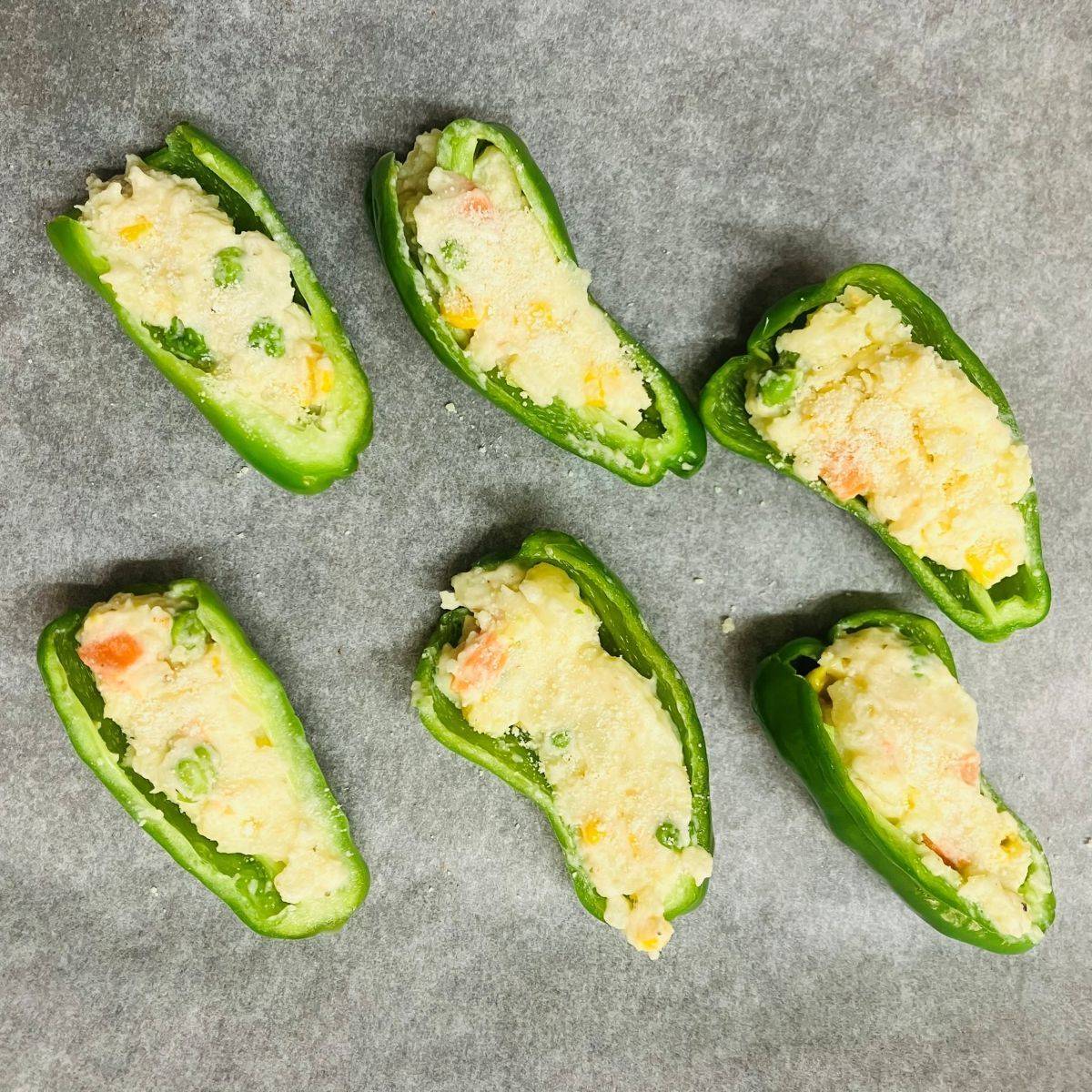 JAグループ公式の「ピーマンのカップ焼きサラダ」のレシピ