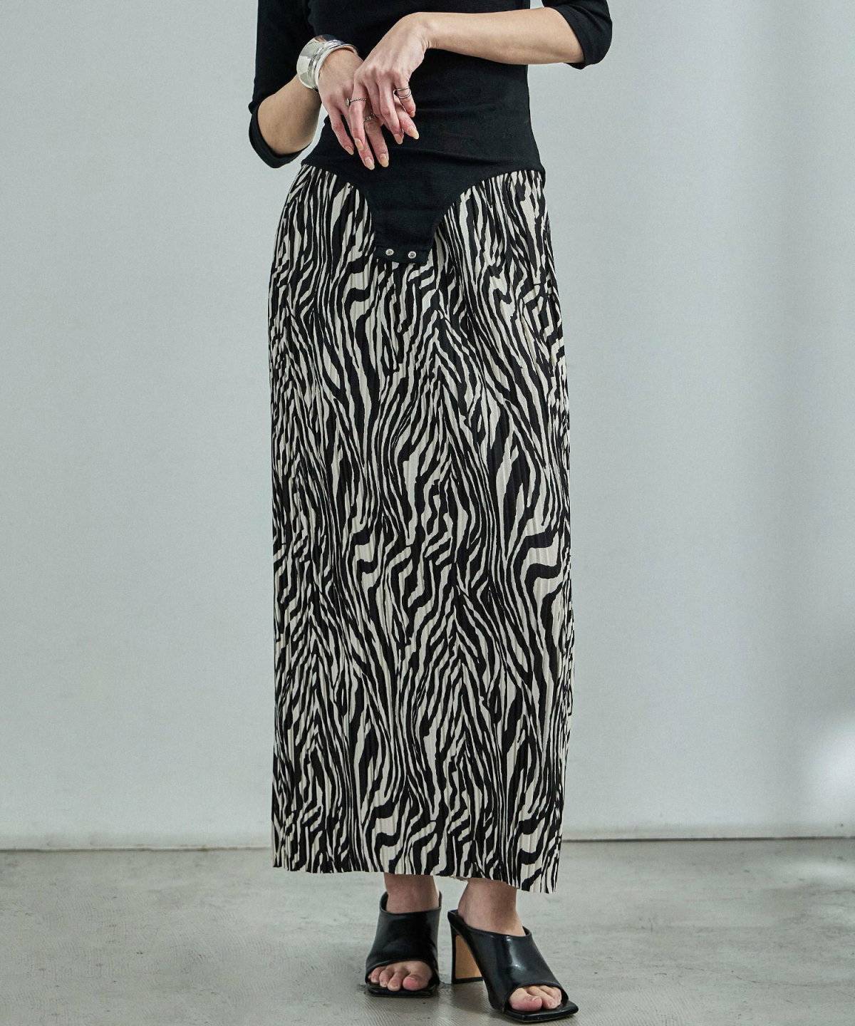 秋コーデの女性