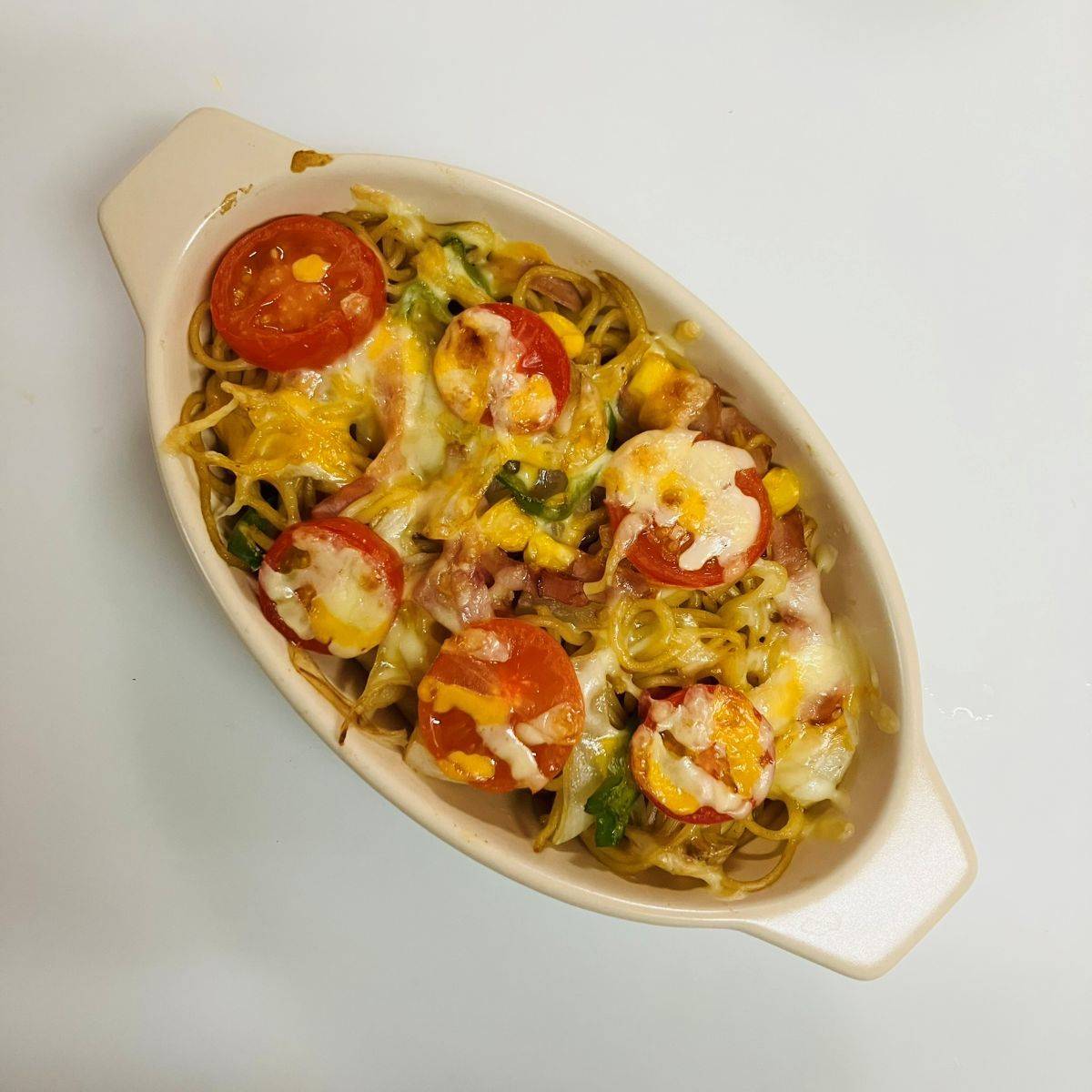 マルちゃん公式の「チーズ焼そば　グラタン風」のレシピ