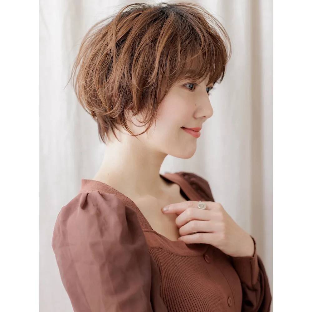 ゆるふわカールのフェザーショート