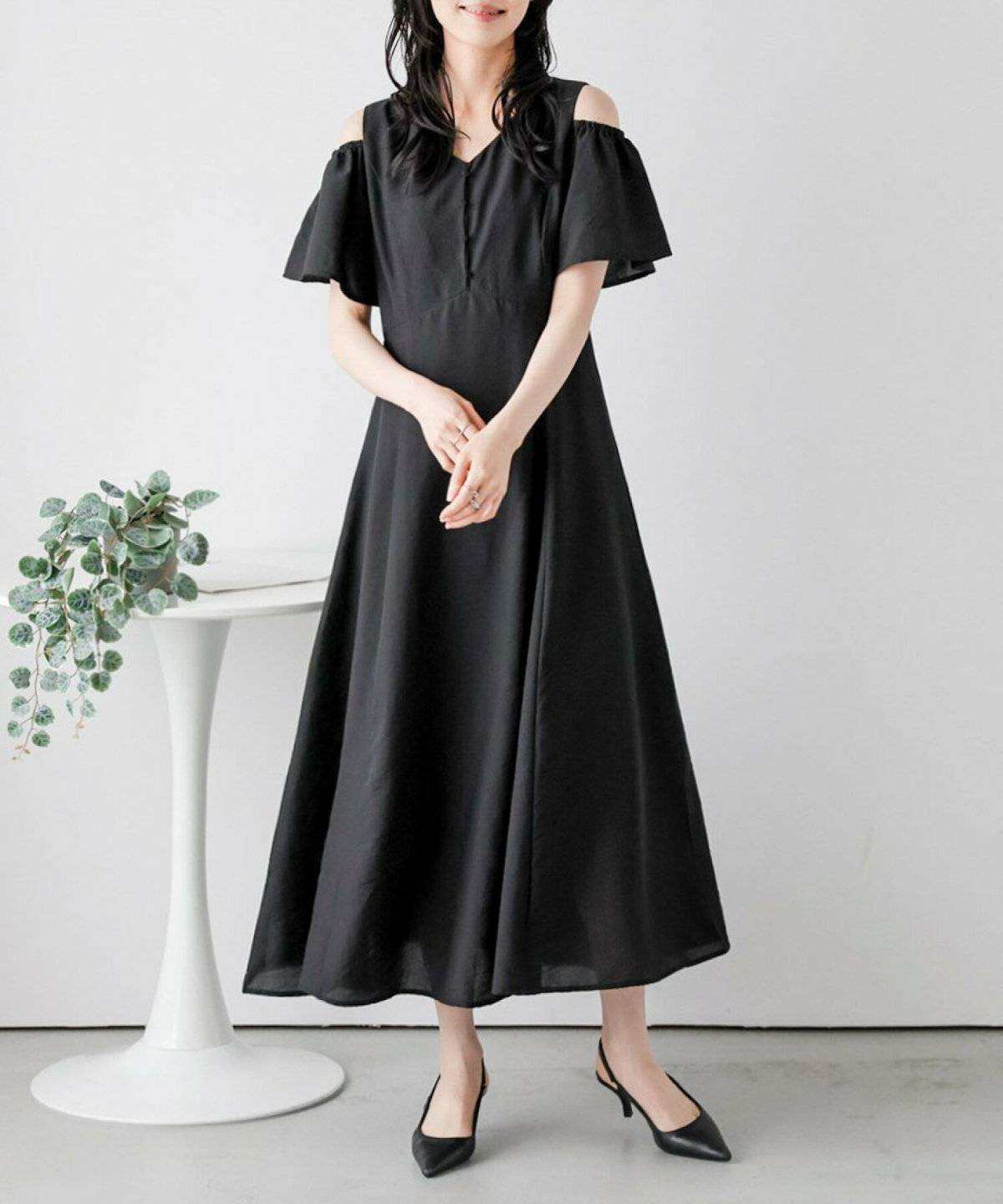 夏コーデの女性