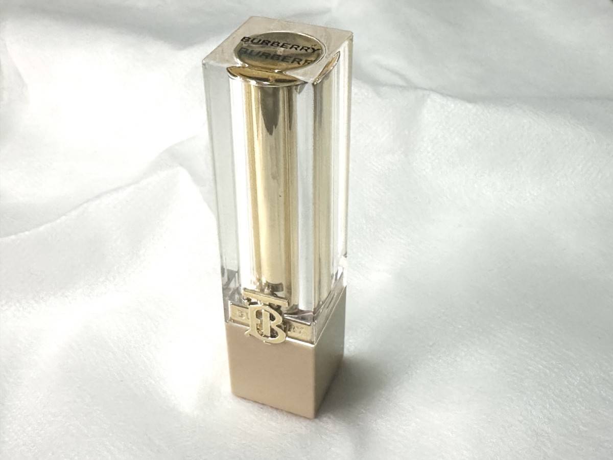 BURBERRY BEAUTY　バーバリーブリットシャイン