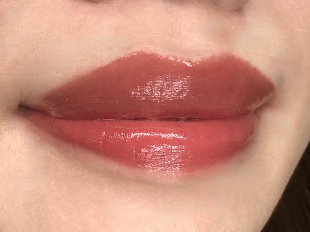 BURBERRY BEAUTY　バーバリーブリットシャイン　606ROSE PETALの仕上がりイメージ