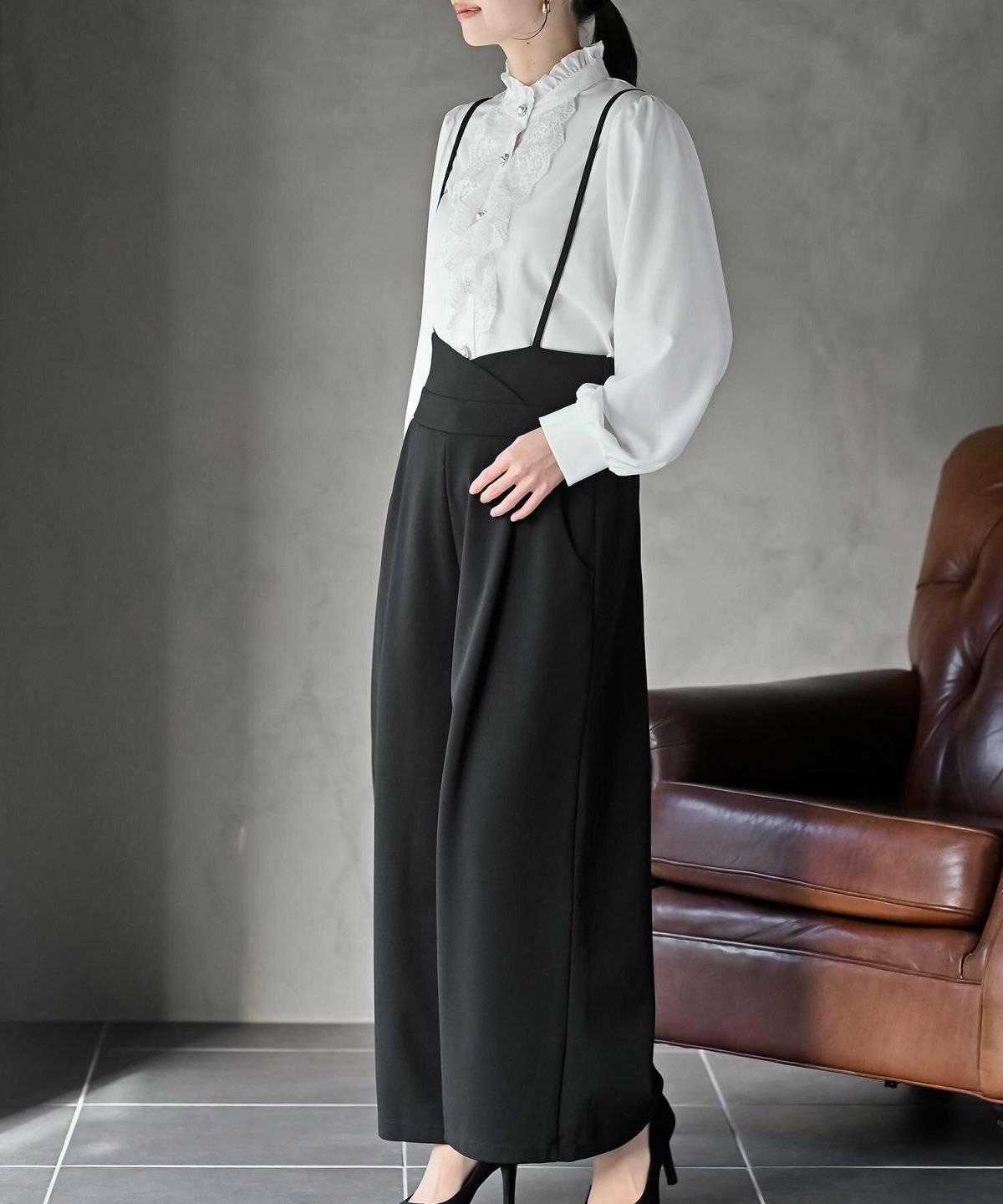 ブラウス×サロペット
