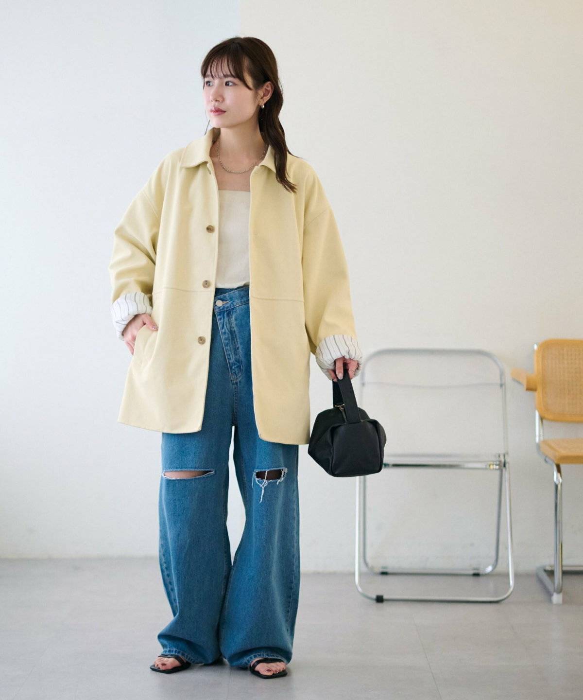 カラーアウターでポップに