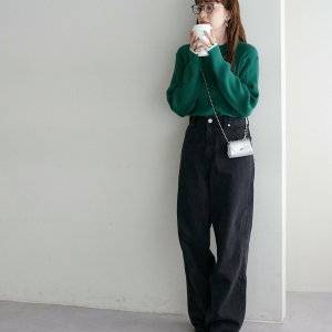 グリーンニットを使ったコーデおすすめ10選♪上級者の着こなしとは？