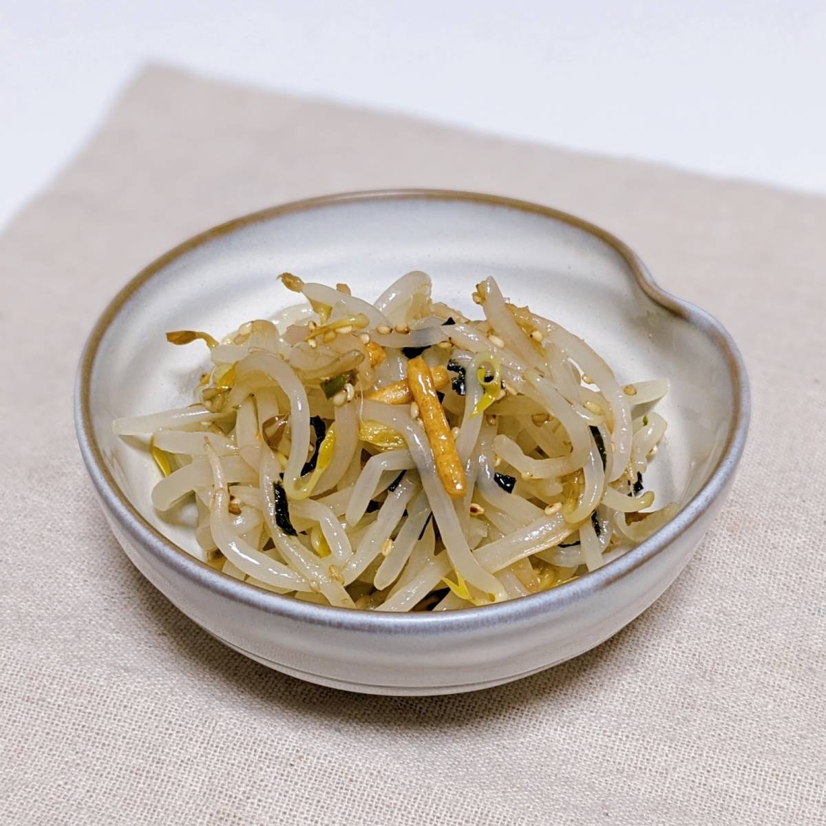 永谷園公式の「もやし和え(ナムル風)」のレシピ