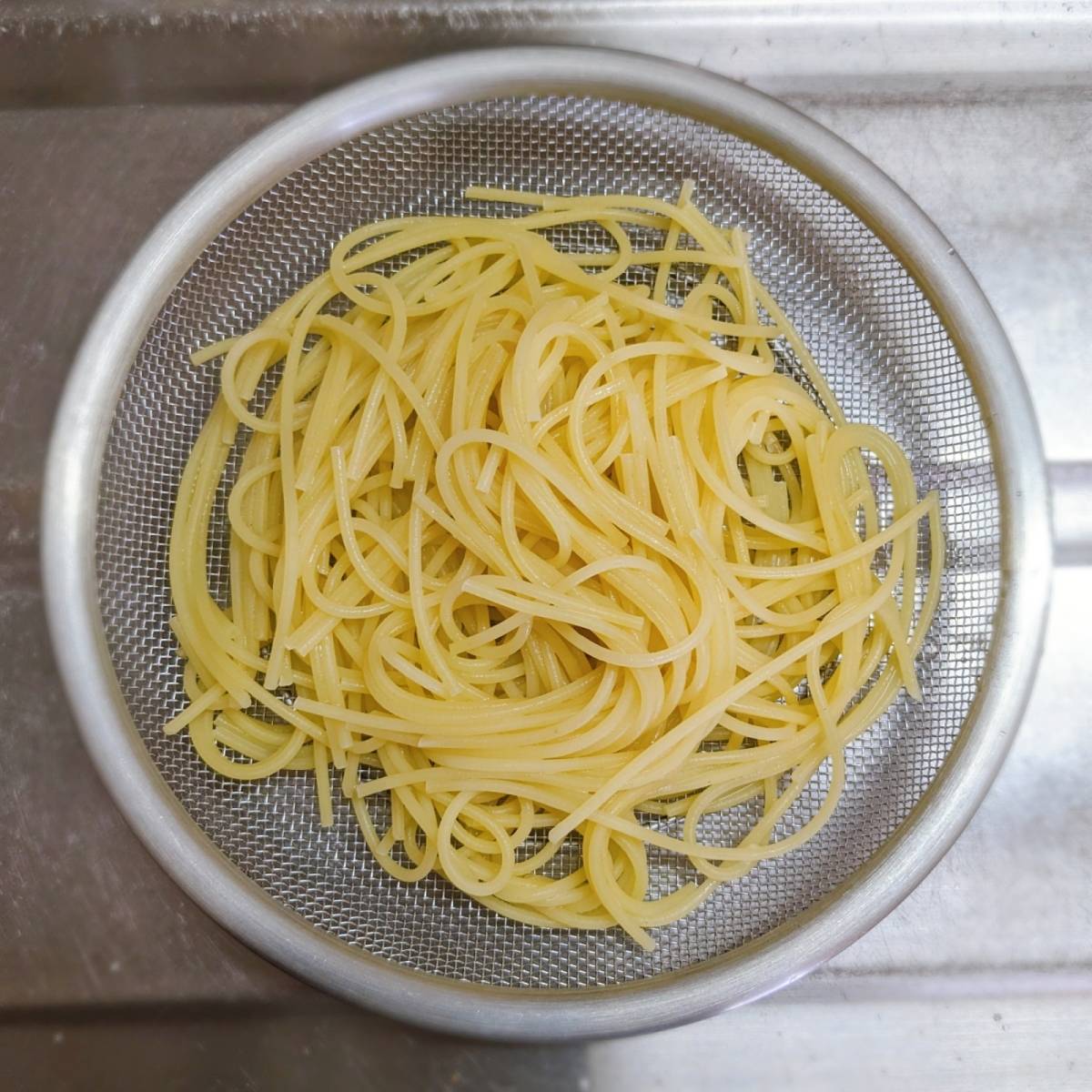 永谷園公式の「お茶づけ海苔冷製パスタ」のレシピ