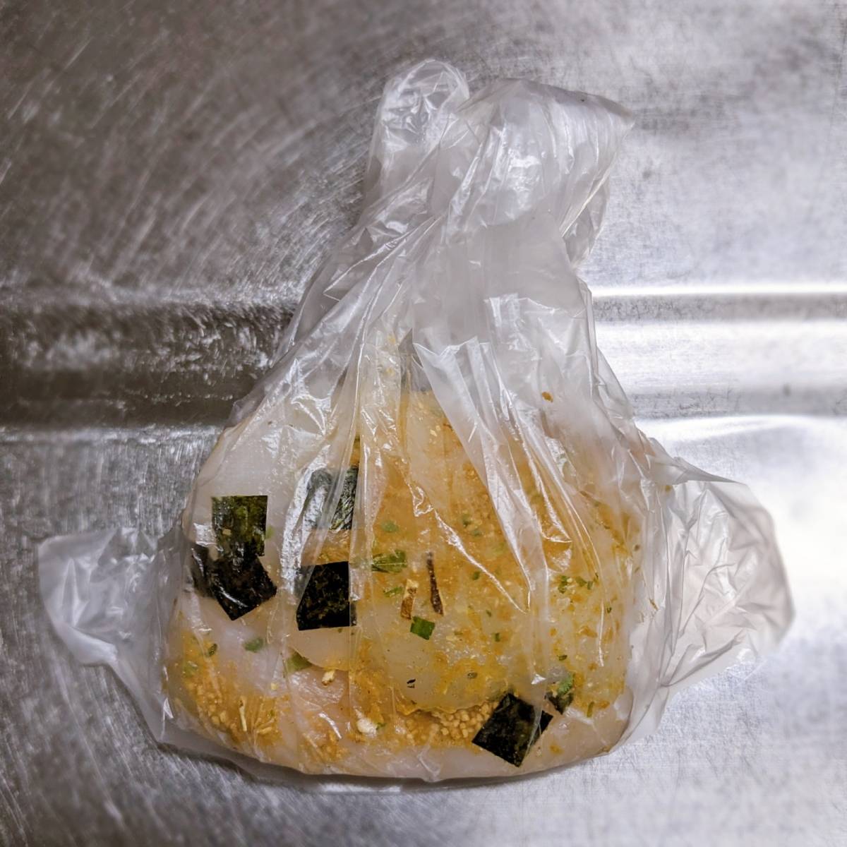 永谷園公式の「待つだけでタラとキノコのレンジ蒸し」のレシピ