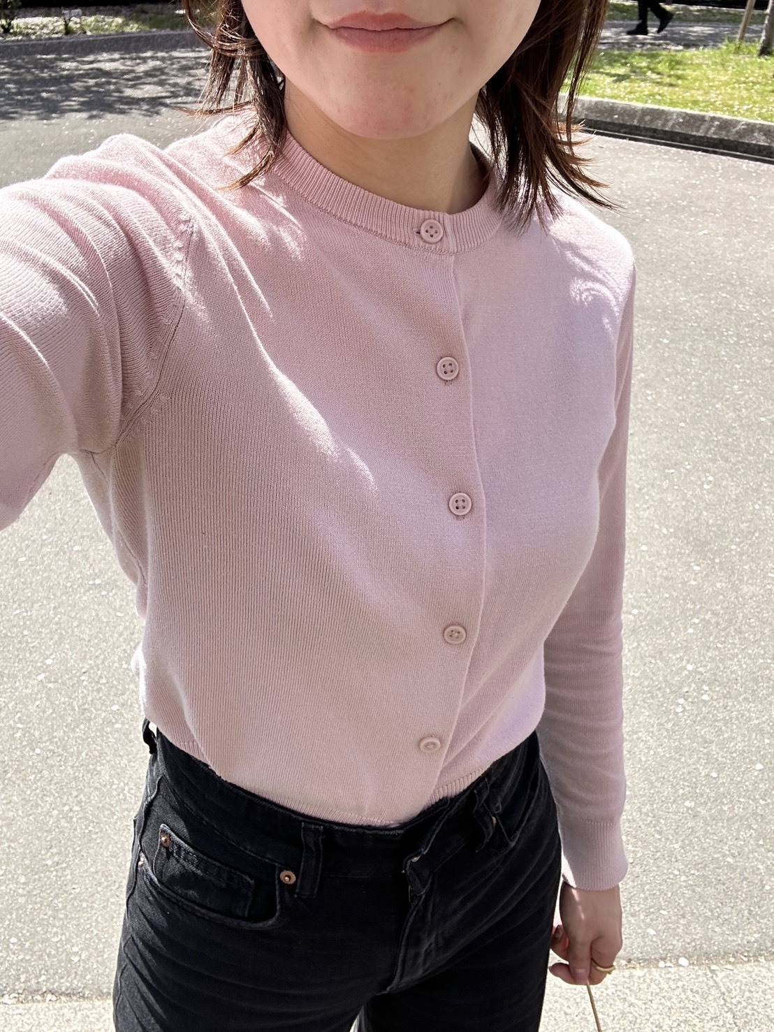 H&M ピンクカーディガン