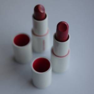 うるツヤ×血色感が一瞬♪色持ちの良さも推せる「wakemake バームスティック」