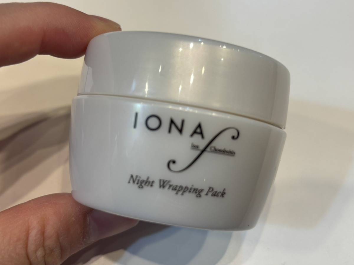 イオナエフ ナイトラッピングパック