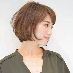  きれいめ前下がりボブ 