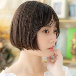  まとまりやすいクラシカルなミニボブ 