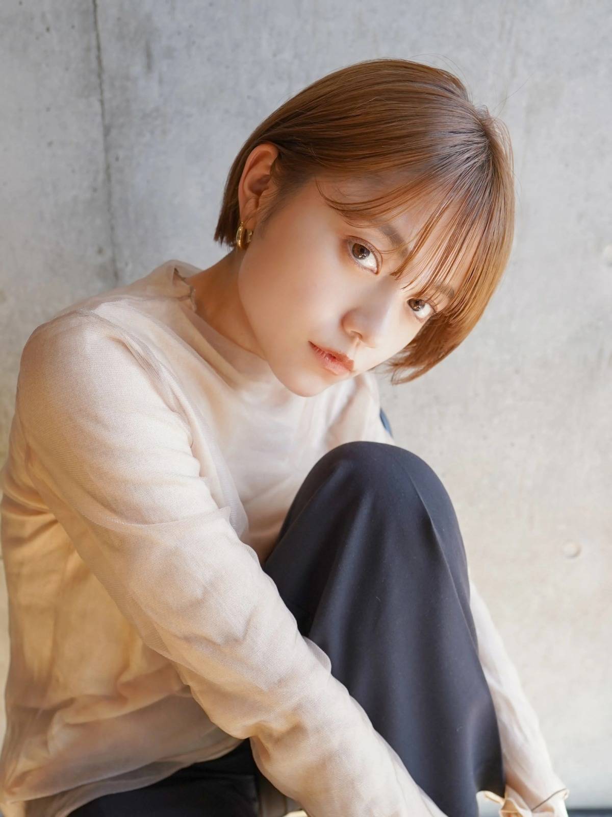 オレンジブラウン系カラーのボブ