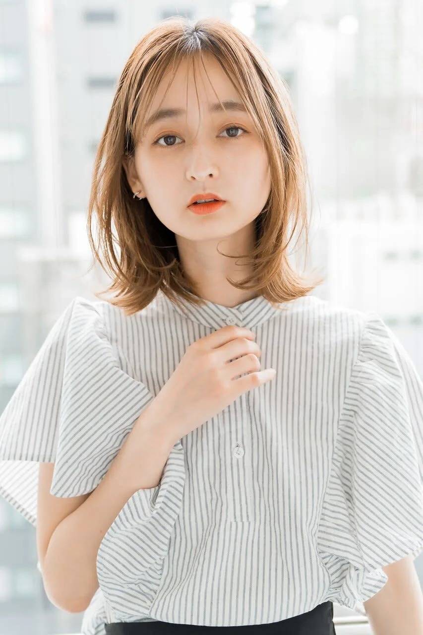 抜け感ロングボブ