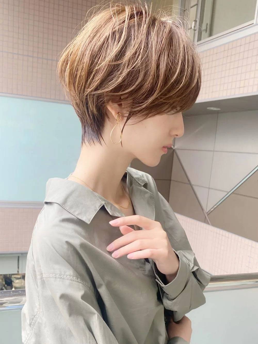 ナチュラルなひし形ショート