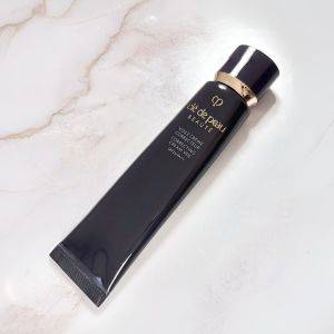 とんでもなく美肌に仕上がる……。乾燥も崩れも気にならない「最強下地」