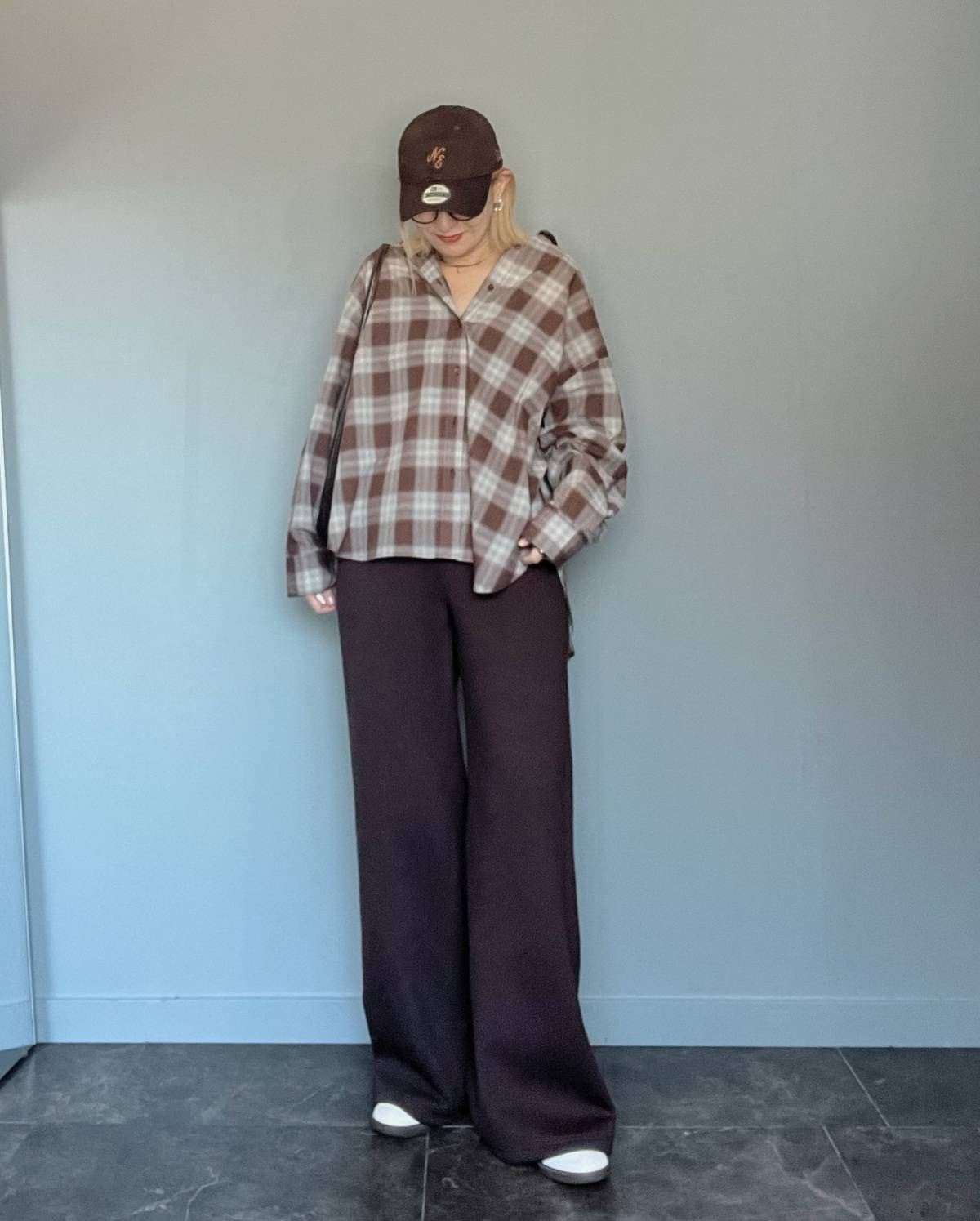 チェック柄のシャツを合わせる♪