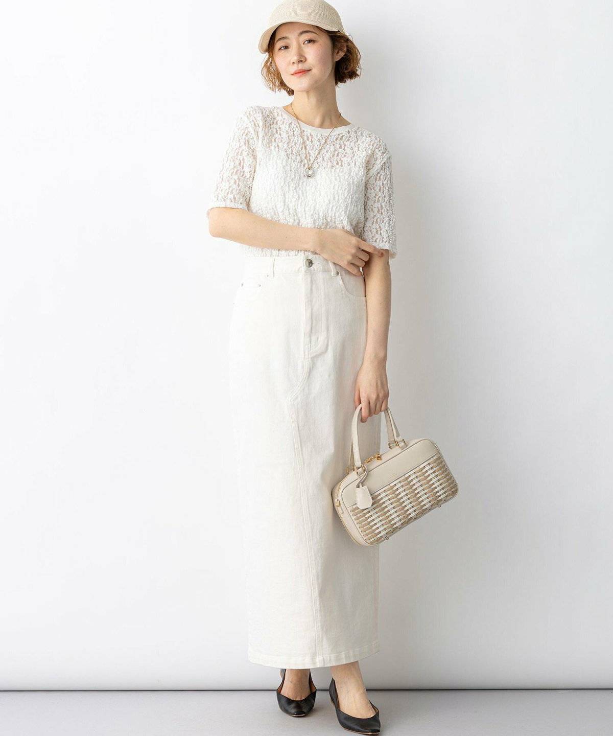 ホワイトデニムスカートコーデ