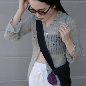 透け感メッシュで即こなれ。「ohotoro」ニットカーデでつくる大人の春スタイル