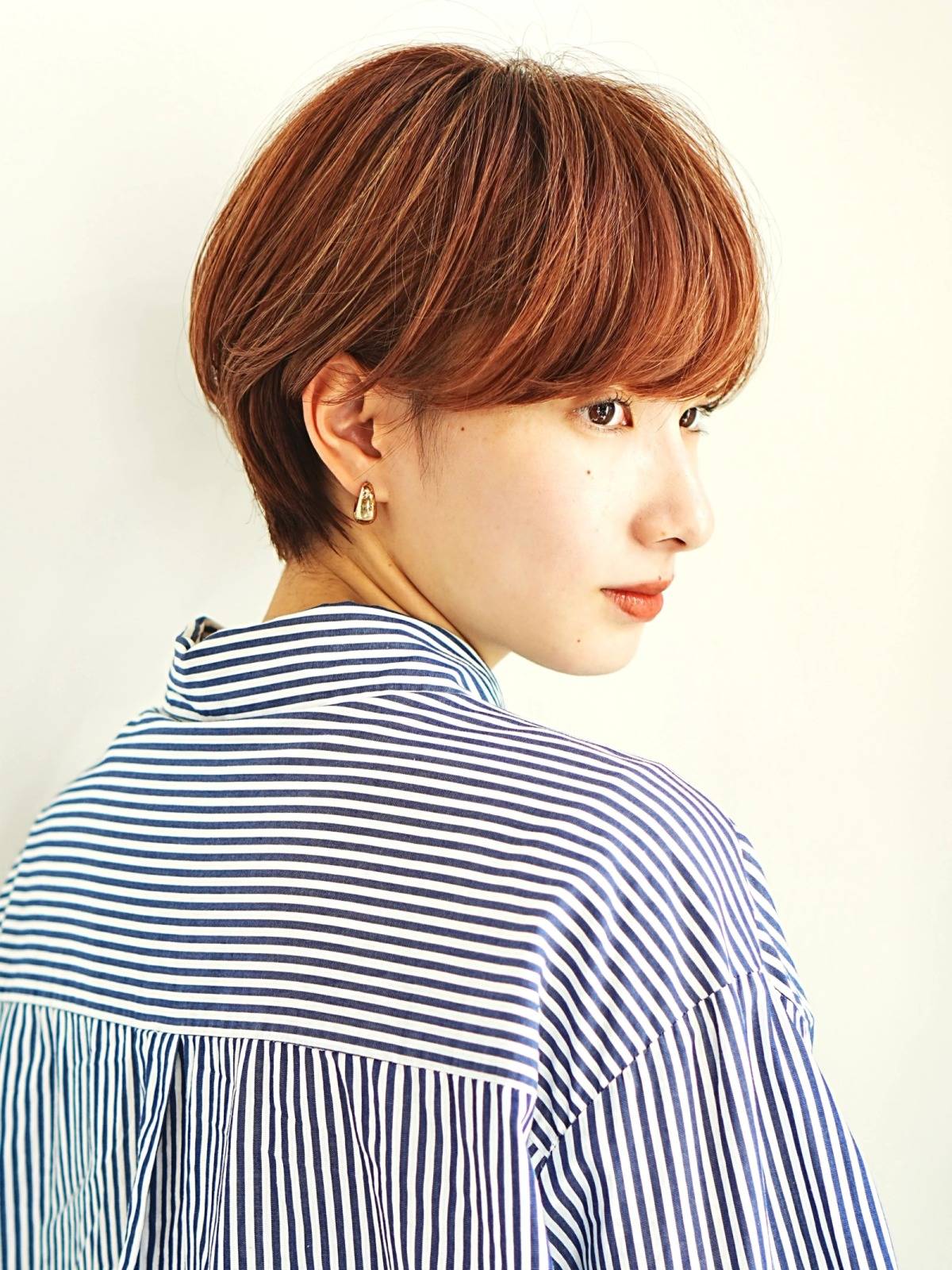 オレンジブラウンのまとまりショート