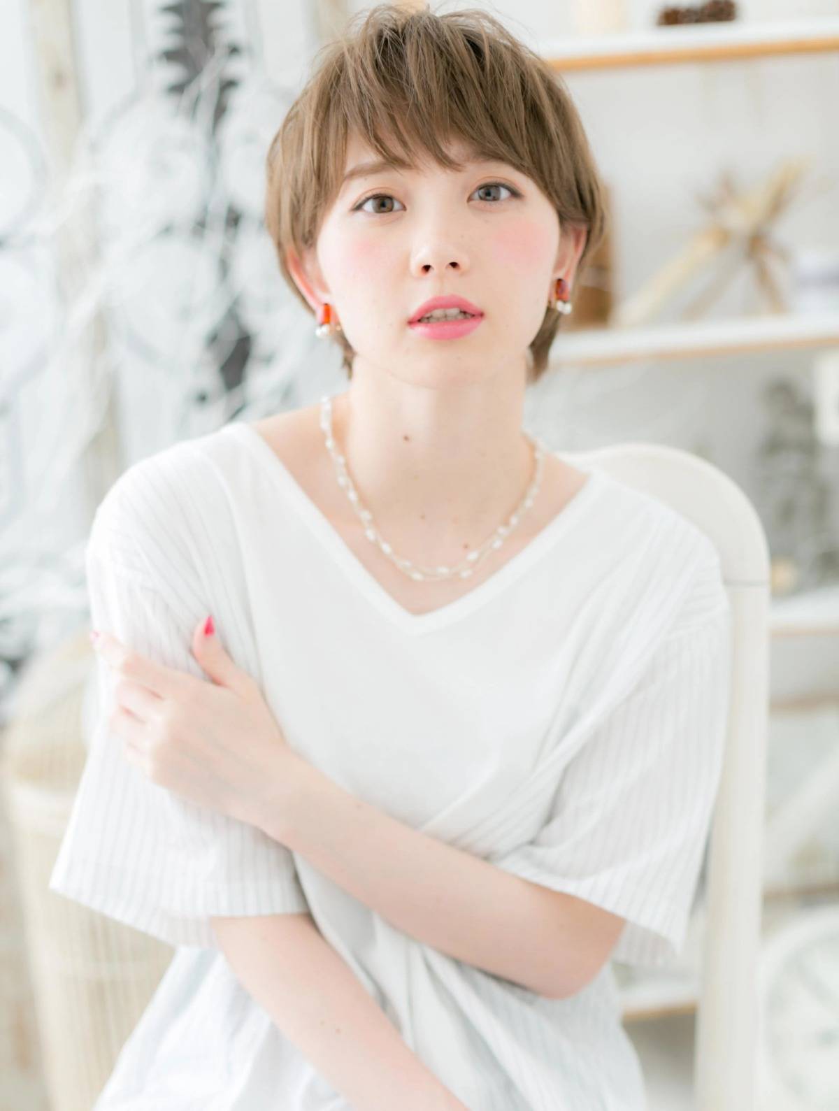 ベージュカラーのレイヤーショート