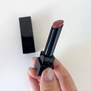 ひと塗りで垢抜ける……。出会えたら絶対買うべき「神リップ」をレビュー